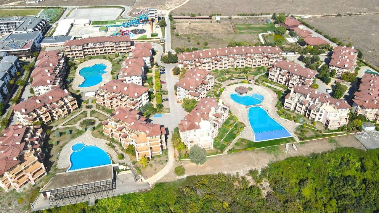 Sea View & Infinity Pool Apartments In Kaliakria Resort Balchik Exterior photo